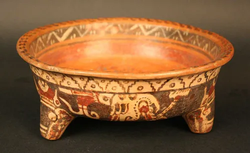 Escudilla trípode