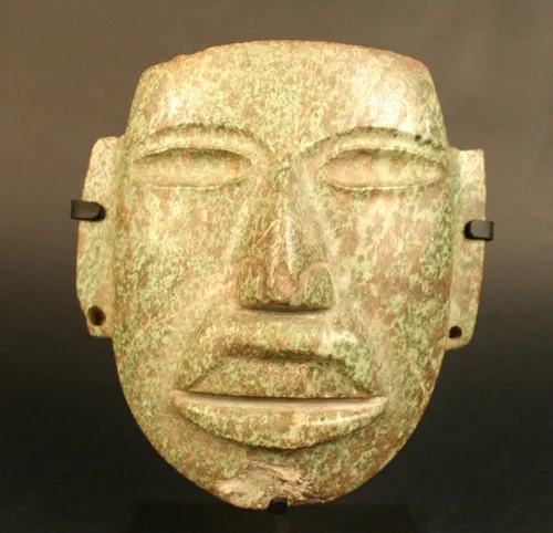 Máscara antropomorfa