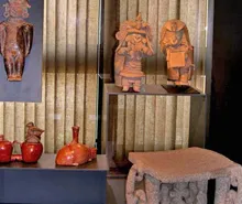 Adornos corporales en el arte del Área Intermedia