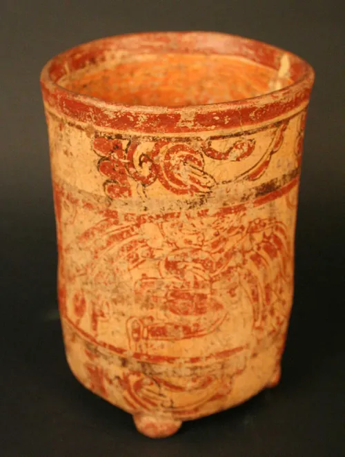 Vaso polícromo