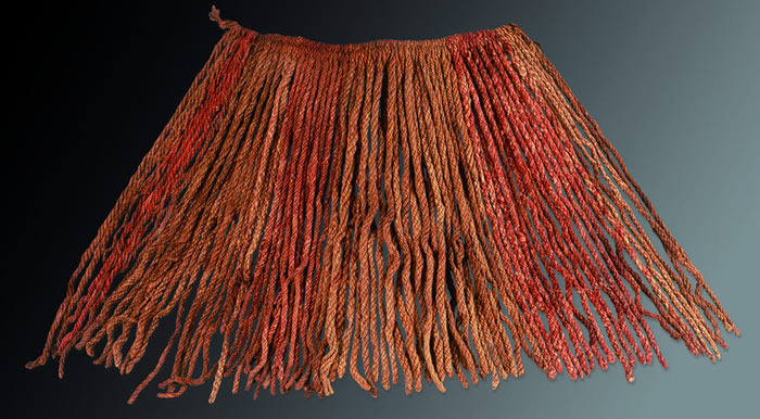 Faldellín de pabilos.Algodó n. Pescadores Tempranos , Tradición Chinchorro (6000-2500 a.C.). Colección Museo Chileno de Arte Precolombino.