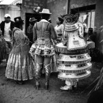 Para San Pedro y San Pablo llegan comparsas de otros pueblos con bailes y músicas distintos a los de la tradición local, ellos participan en su propia procesión al caer la tarde.