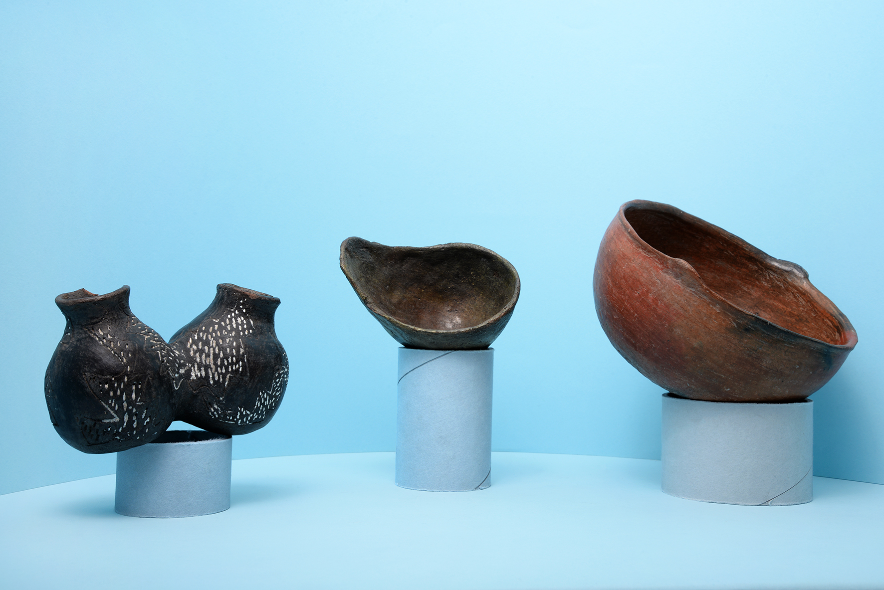 Double-bodied vessel with decoration, ladle, and bowl. Ceramic. Unknown artist | Atacameño/Lickanantay. MCHAP, D-136, 4221, 4187. Photograph by Justine Graham.
