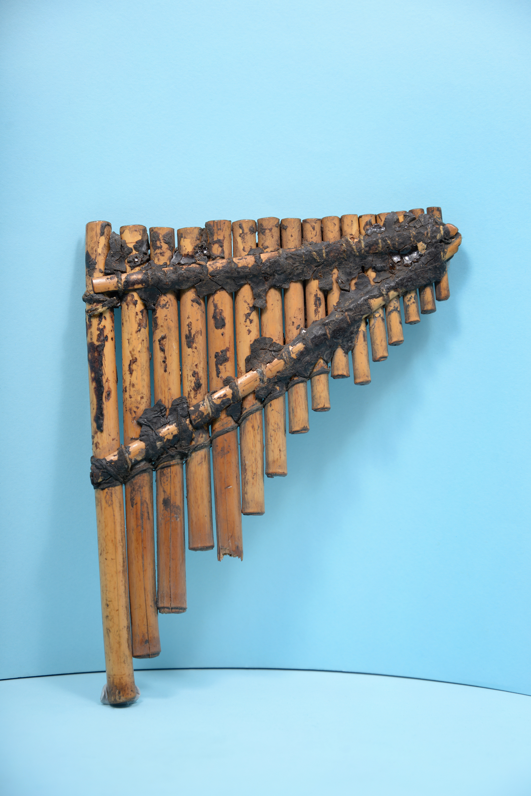 Panpipe. Madera de caña. Artista desconocido. Atacameño/Lickanantay | 900-1470 d c. MCHAP, 5024